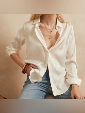 Banana Republic Cream Silky Classic Button-Down Shirt